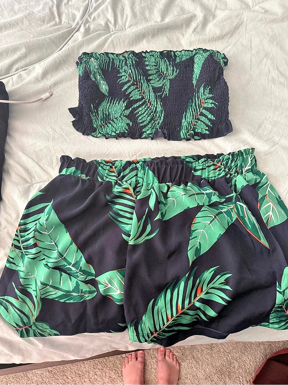 SHEIN Tropical Leaf Print Tube Top & Shorts Set Bikini Set XL Like